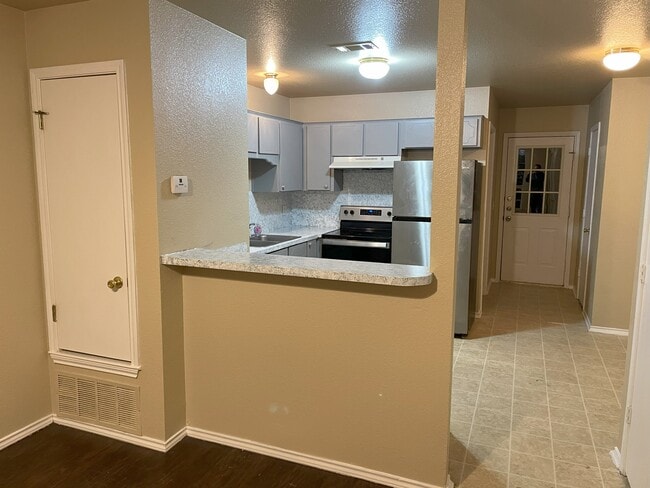 4302 Jeff Scott Dr, Unit C in Killeen, TX - Foto de edificio - Building Photo