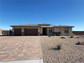 8480 Warbonnet Way in Las Vegas, NV - Building Photo