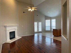 12905 Farmington Dr in Fort Worth, TX - Building Photo - Building Photo