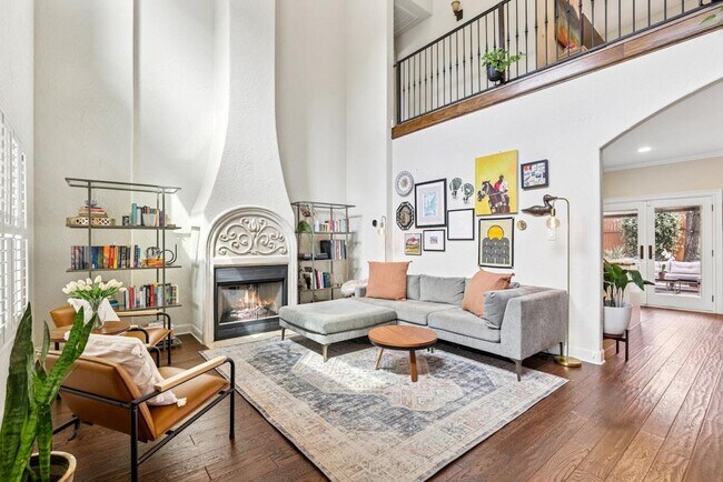 property at 2307 Alta Vista Ave