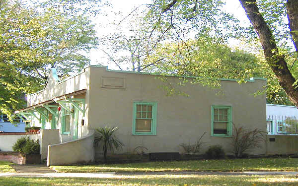 1935 SE Elliott Ave in Portland, OR - Building Photo - Building Photo