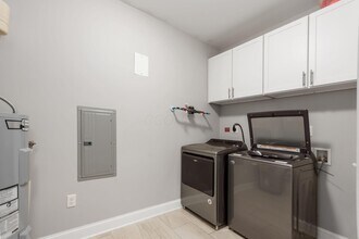 5339 Highpointe Lakes Dr in Westerville, OH - Building Photo - Building Photo