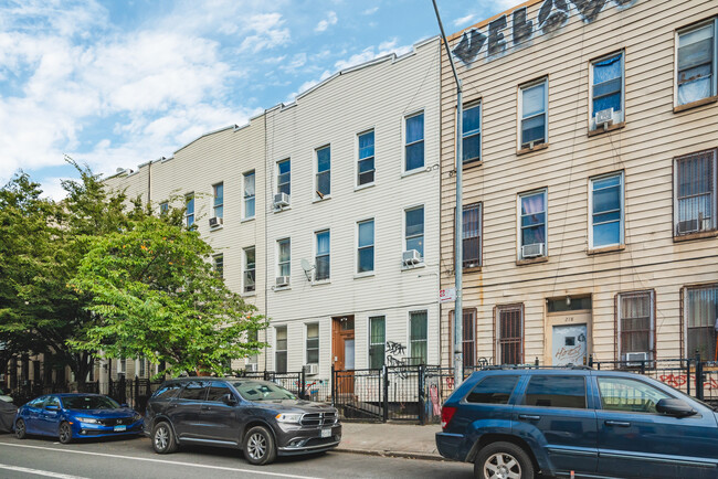 280 Troutman St in Brooklyn, NY - Building Photo - Building Photo