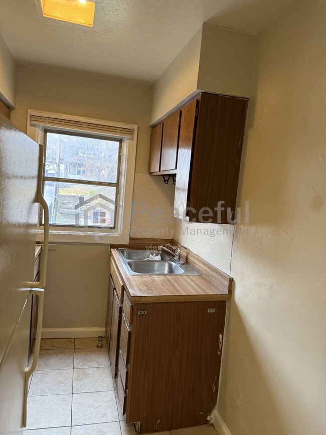 property at 417 Wall St