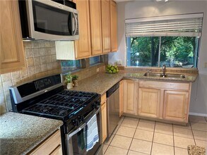1602 Southgate Cir in Austin, TX - Building Photo - Building Photo