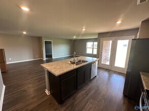 106 Hank Ct in Hazel Green, AL - Building Photo - Building Photo