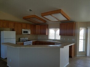 7015 Cascade Rd in Joshua Tree, CA - Building Photo - Building Photo
