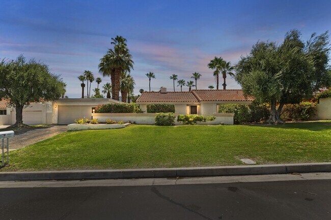 73625 Haystack Rd in Palm Desert, CA - Foto de edificio - Building Photo