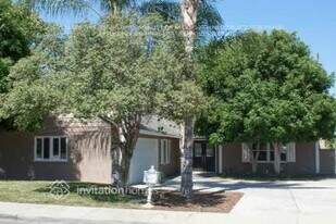 5221 Dresden Pl in Riverside, CA - Building Photo