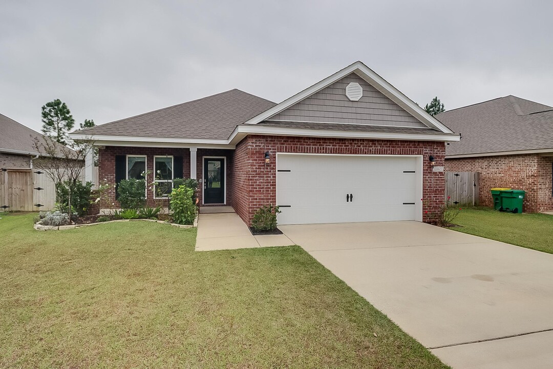 6865 Sweetclover Dr in Ocean Springs, MS - Building Photo