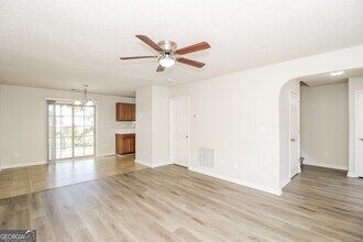 82 Gilliam Crossing in Cartersville, GA - Building Photo - Building Photo