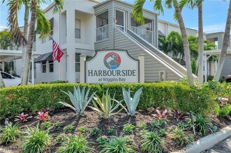 528 Club Side Dr in Naples, FL - Building Photo - Building Photo