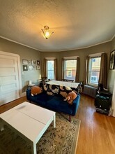 39 Wolcott St in Malden, MA - Foto de edificio - Building Photo