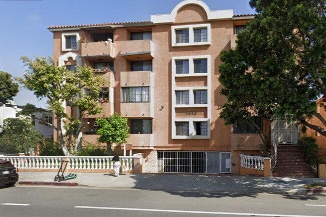 Bravo Venice Apartments