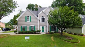 1607 Tunbridge Ln in Lawrenceville, GA - Building Photo