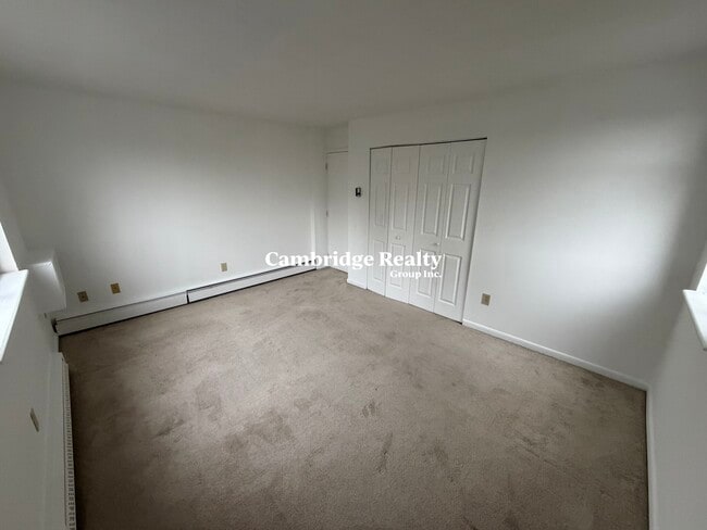 37 Belmont St, Unit T
