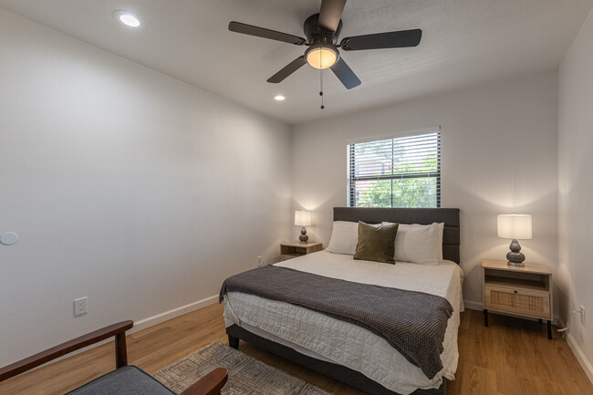 Nuvo Luna in Dallas, TX - Building Photo - Interior Photo
