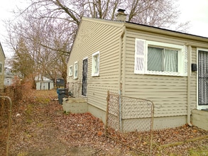 29743 Birchwood St in Inkster, MI - Foto de edificio - Building Photo