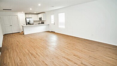 132 Pine Bend Ct in Magnolia, TX - Building Photo - Building Photo