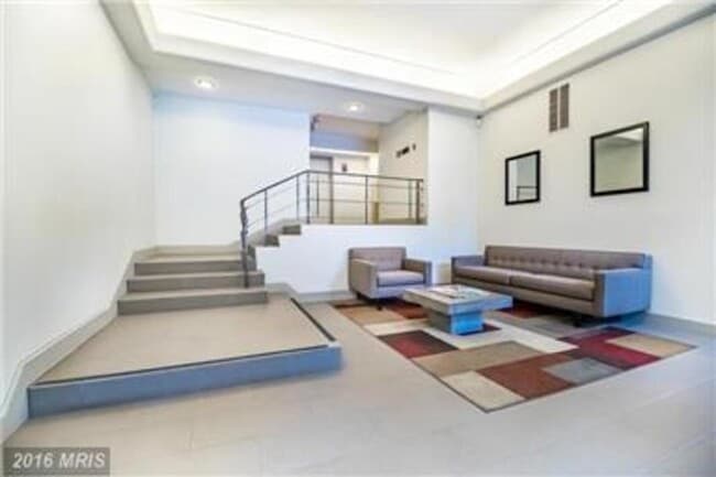 1825 T St NW in Washington, DC - Building Photo - Building Photo