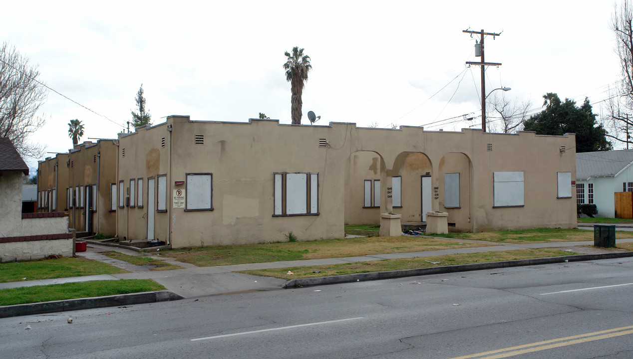 1337-1345 N D St in San Bernardino, CA - Building Photo