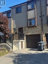 119 Moregate Crescent in Brampton, ON - Building Photo