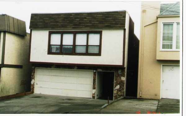 545-547 Lisbon St in Daly City, CA - Foto de edificio - Building Photo