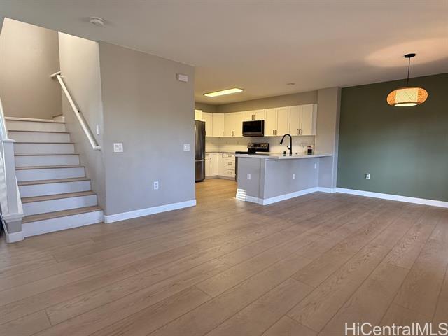 property at 95-923-923 Ukuwai St