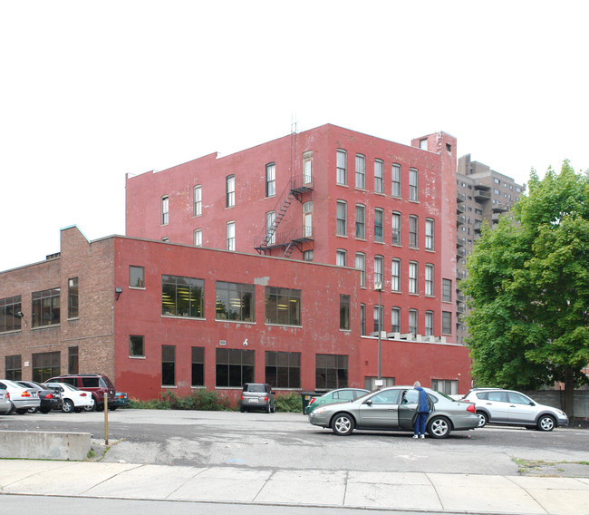 Andrews Building in Rochester, NY - Foto de edificio - Building Photo