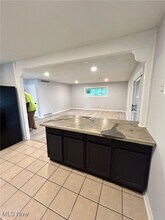 1304 Brookdale Ln in Kent, OH - Building Photo - Building Photo