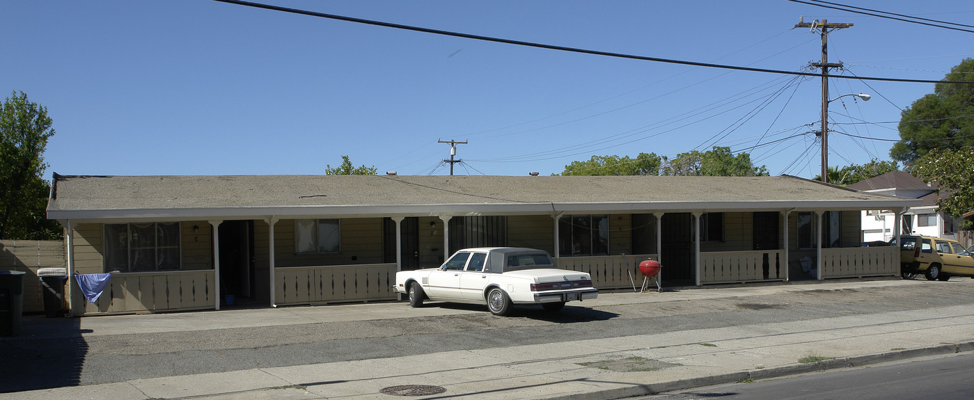 3-9 DiMaggio Ave in Pittsburg, CA - Building Photo