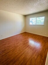 4908 Orchid Way in Sacramento, CA - Building Photo - Building Photo