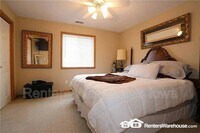 10121 Sutton Pl photo'