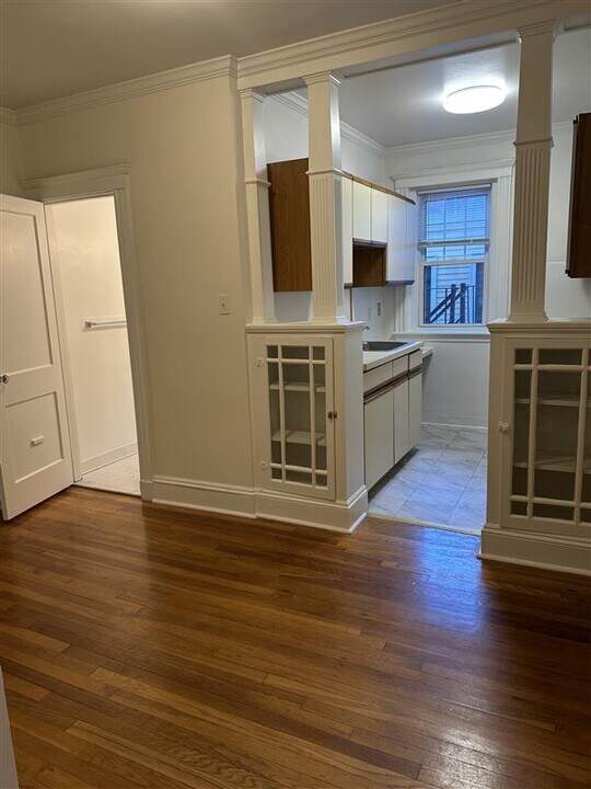 15 Wendell St, Unit T in Cambridge, MA - Building Photo