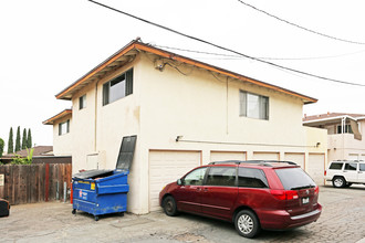 13262 Fletcher St in Garden Grove, CA - Building Photo - Building Photo