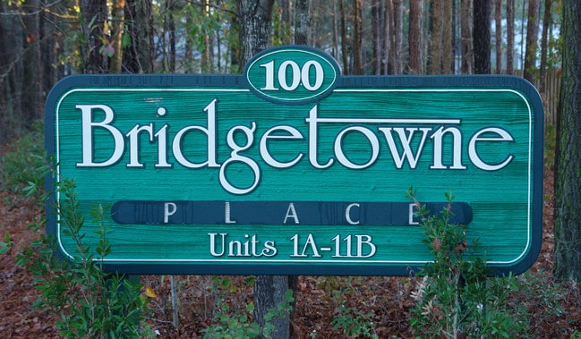 100 Bridgetown Rd in Goose Creek, SC - Foto de edificio - Building Photo