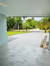 2400 14th St N in Naples, FL - Building Photo - Building Photo