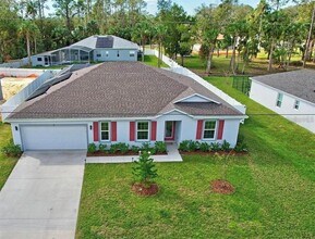 6 Pine Bluff Ln in Palm Coast, FL - Foto de edificio - Building Photo