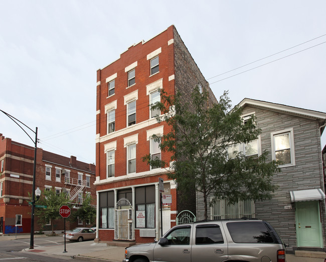 La Fama in Chicago, IL - Building Photo - Building Photo