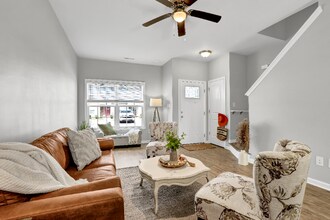 141 Beacon Woods Dr in Holly Ridge, NC - Building Photo - Building Photo
