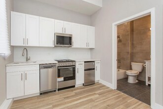 2207 N Broad St in Philadelphia, PA - Building Photo - Building Photo