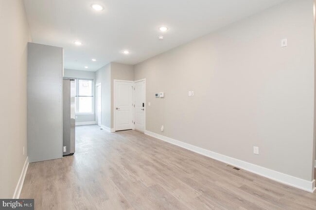 1206 N 24th St in Philadelphia, PA - Building Photo - Building Photo