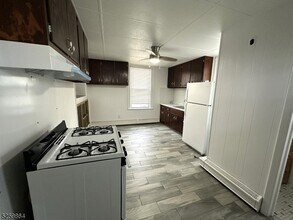 89 Getty Ave in Clifton, NJ - Building Photo - Building Photo