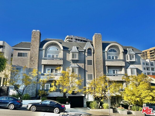 property at 10627 Ashton Ave