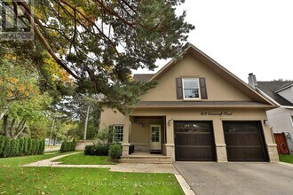 362 Cairncroft Rd in Oakville, ON - Building Photo - Building Photo
