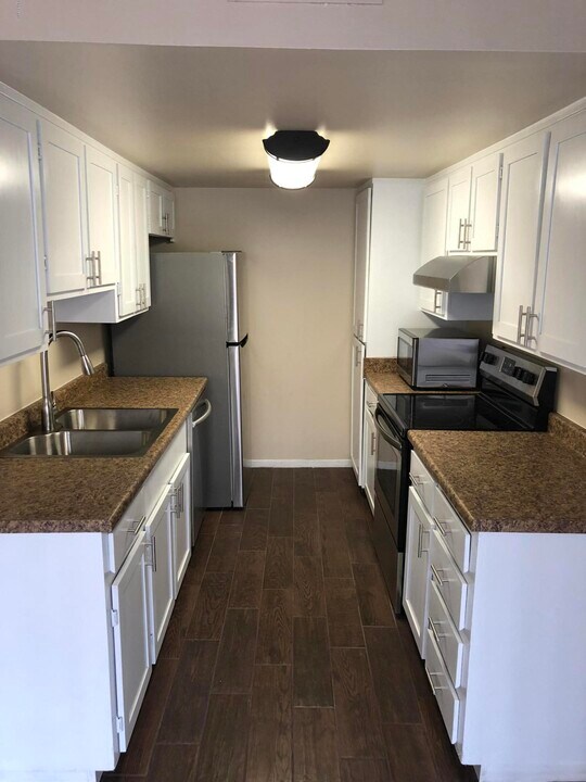 8414 E Roosevelt St in Scottsdale, AZ - Building Photo