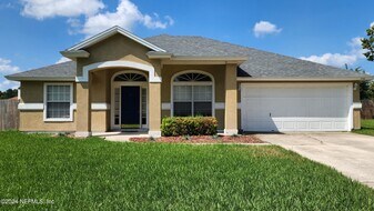 550 Bay Hawk Ct in Orange Park, FL - Building Photo