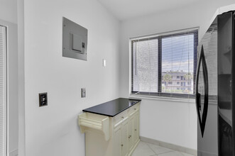 4290 Deste Ct in Greenacres, FL - Building Photo - Building Photo