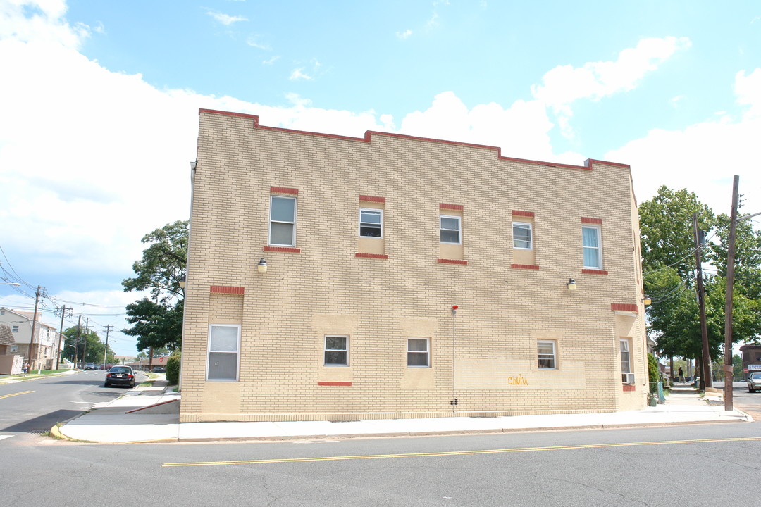 74 Terminal Ave in Carteret, NJ - Building Photo