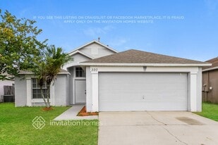 220 Piccolo Way in Davenport, FL - Building Photo